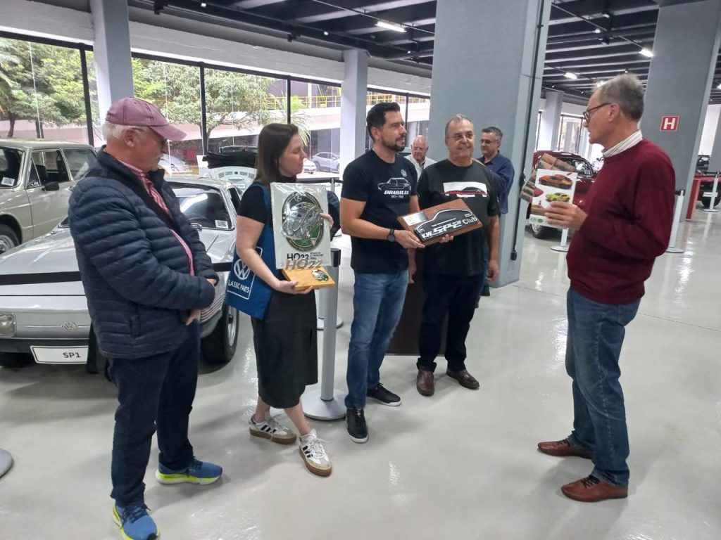 Visita à Garagem VW